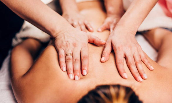 Massage à quatre mains